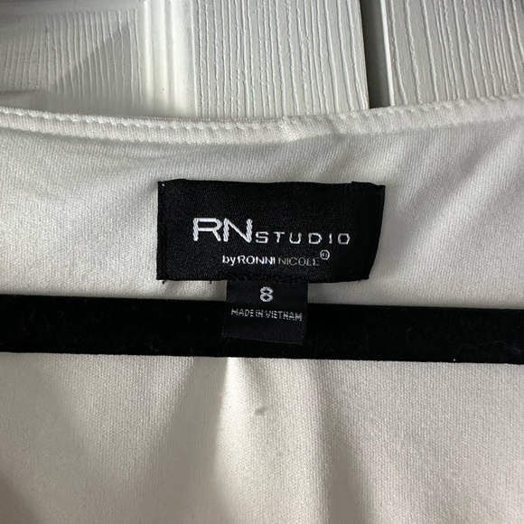 RN Studio by Ronni Nicole Fit and Flare Dress - Picture 4 of 6